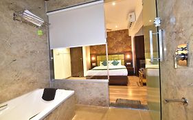 Hotel Candor Amigo Airoli Mind Space